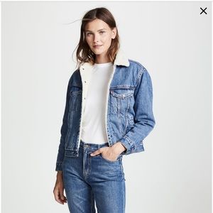 Levi’s Ex-boyfriend Sherpa Trucker Jacket, size S